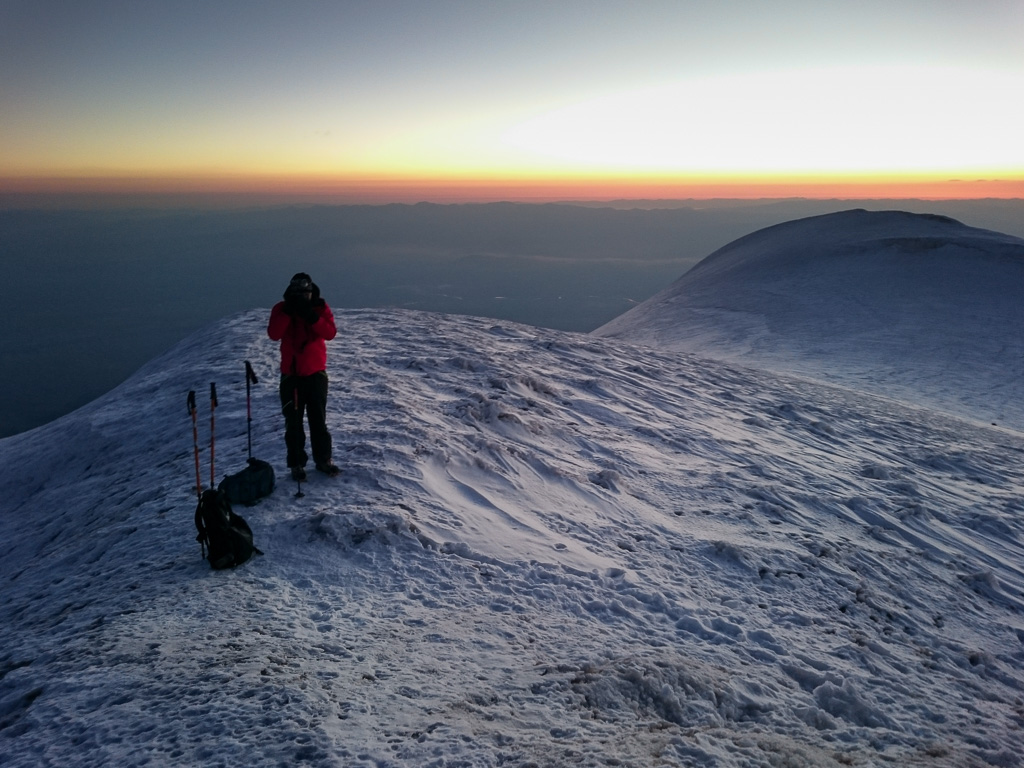 Mu na vrcholu Araratu 5137 mnm