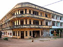 Rozpadl hotel na b?ehu Mekongu