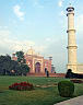 Me?ita v arelu zahrad kolem Taj Mahalu [Agra]