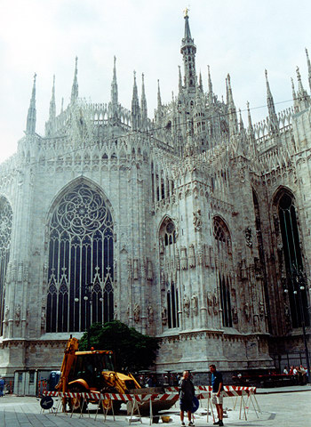 Del Duomo v rekonstrukci